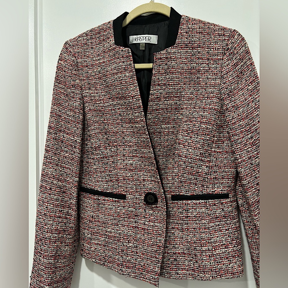 Single button dressy blazer
